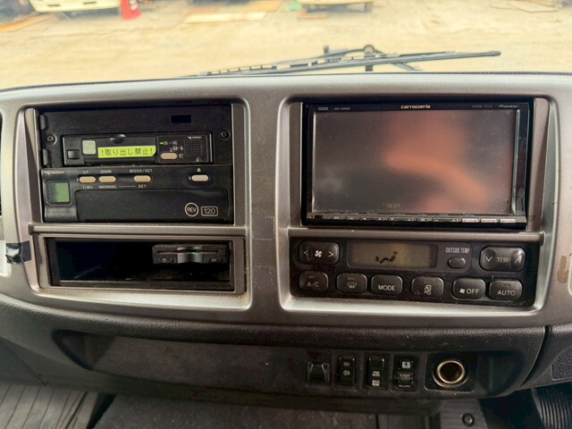 日野レンジャーアルミバン中型（4t）[写真22]