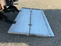 いすゞギガ冷蔵冷凍ウイング大型（10t）[写真12]