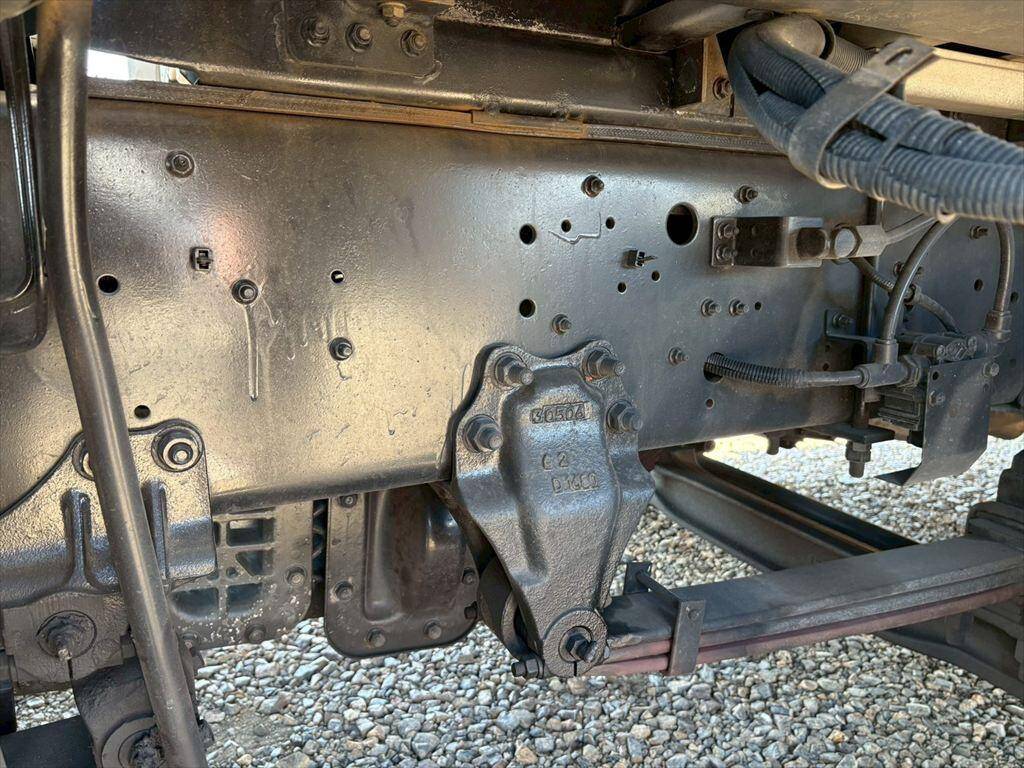 いすゞギガ冷蔵冷凍ウイング大型（10t）[写真14]