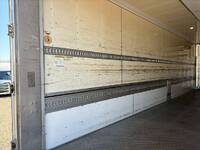 いすゞギガ冷蔵冷凍ウイング大型（10t）[写真09]