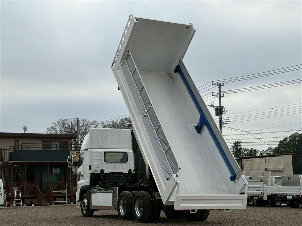 日野プロフィアダンプ大型（10t）[写真11]