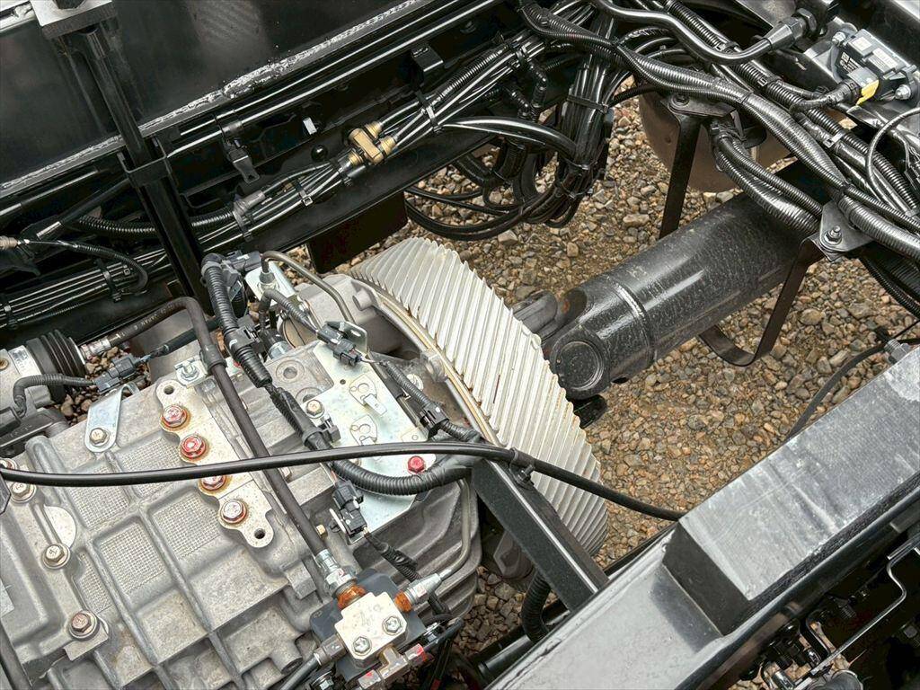 日野プロフィアダンプ大型（10t）[写真18]