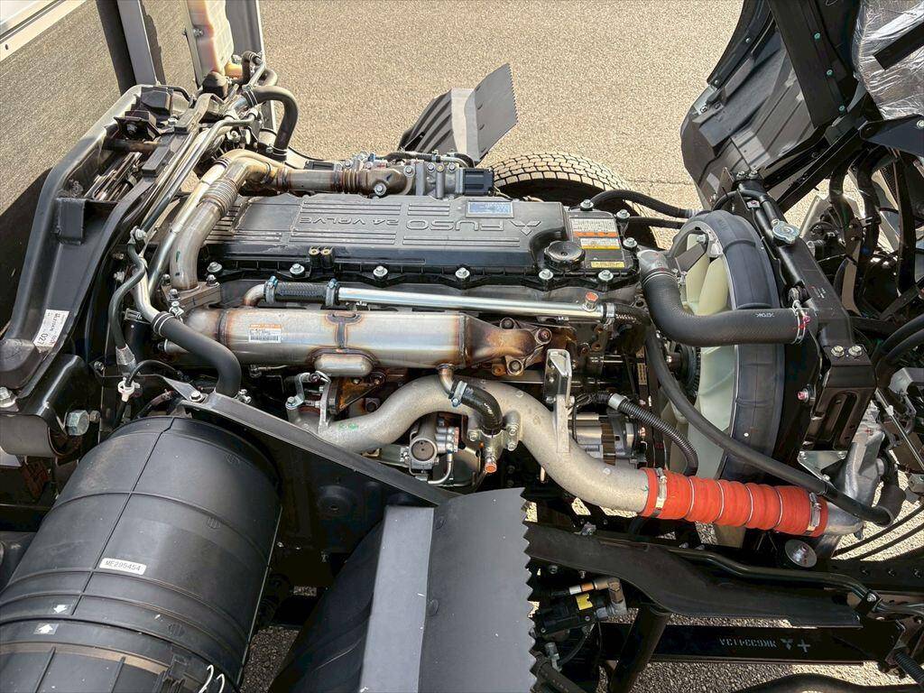 三菱ふそうファイターアルミブロック中型（4t）[写真17]