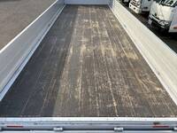 三菱ふそうファイターアルミブロック中型（4t）[写真09]