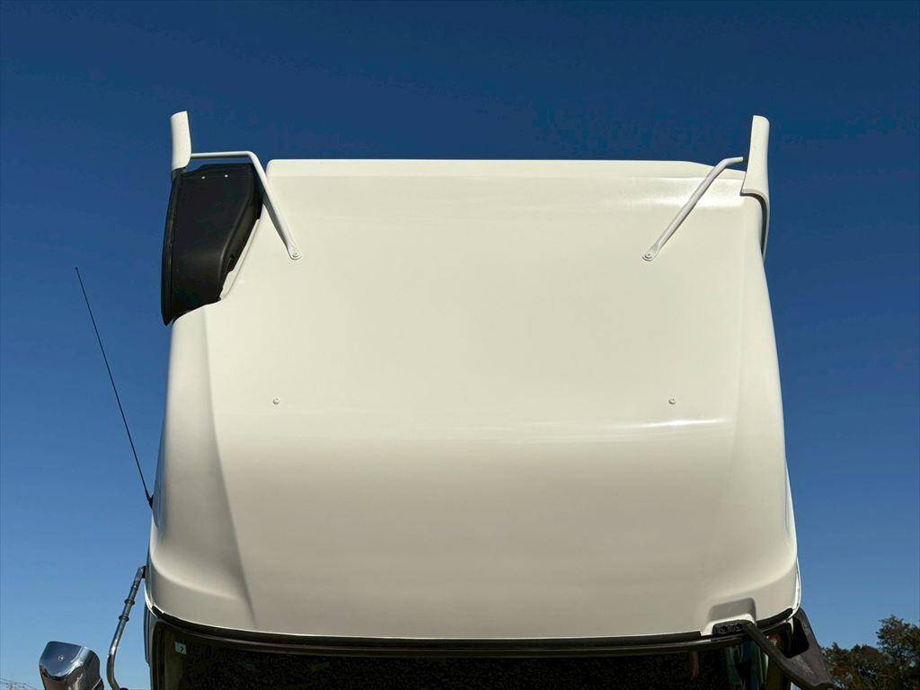 日野プロフィアトレーラーヘッド（トラクターヘッド）大型（10t）[写真18]