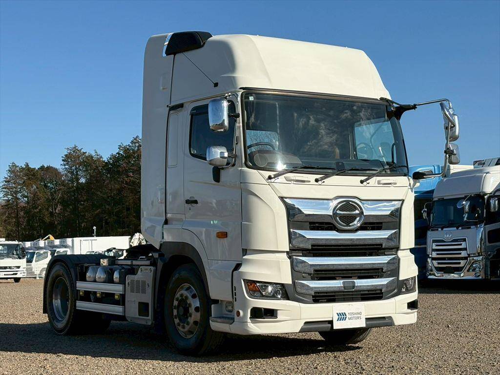 日野プロフィアトレーラーヘッド（トラクターヘッド）大型（10t）[写真02]