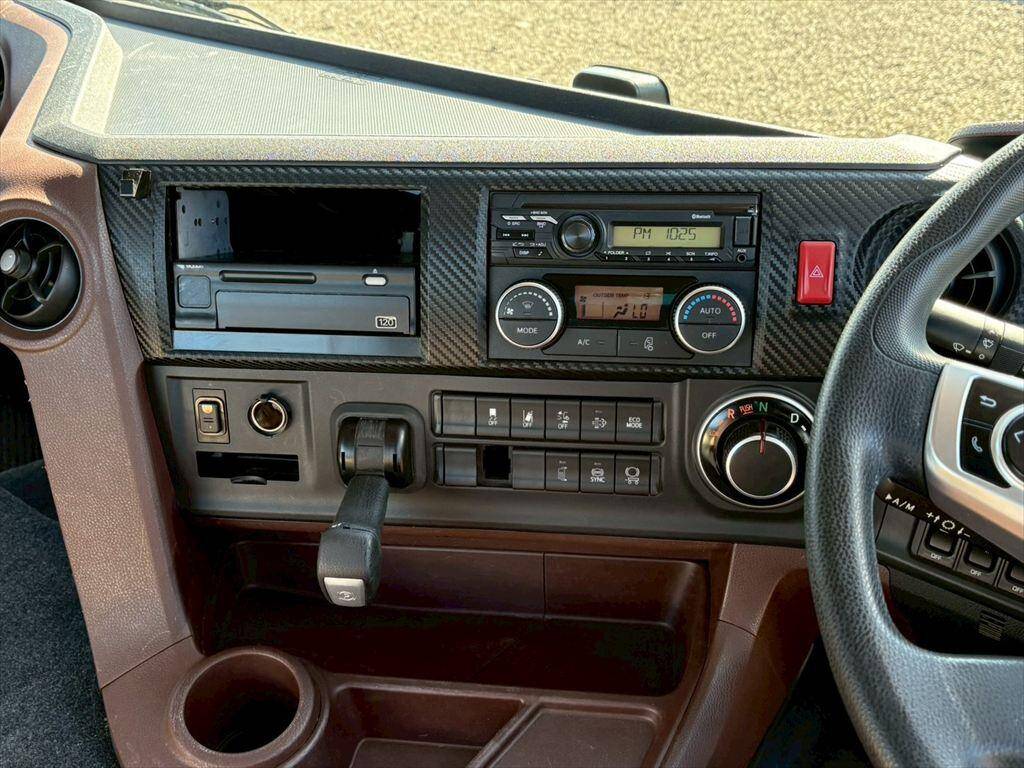 日野プロフィアトレーラーヘッド（トラクターヘッド）大型（10t）[写真20]