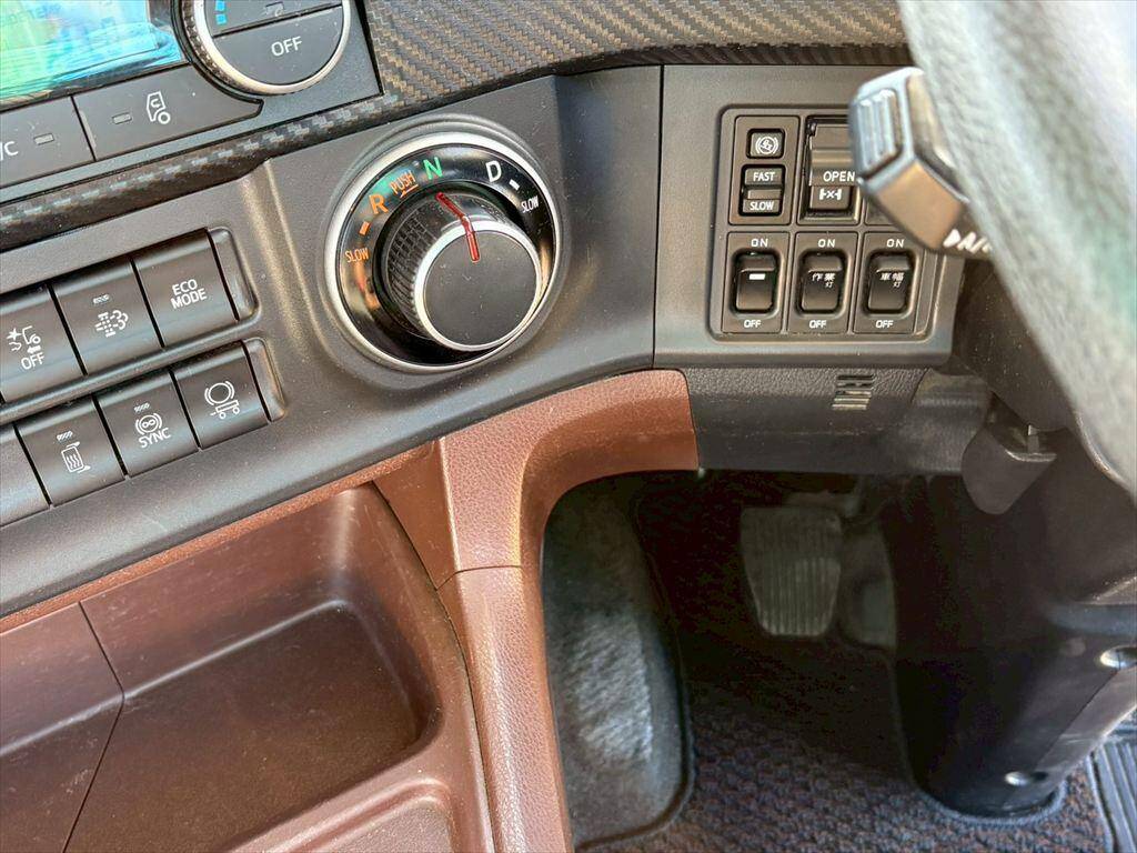 日野プロフィアトレーラーヘッド（トラクターヘッド）大型（10t）[写真21]