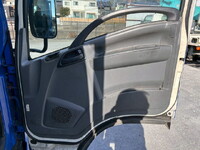 いすゞエルフアルミブロック小型（2t・3t）[写真17]