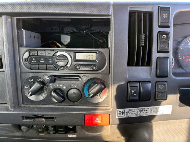 いすゞエルフアルミブロック小型（2t・3t）[写真27]