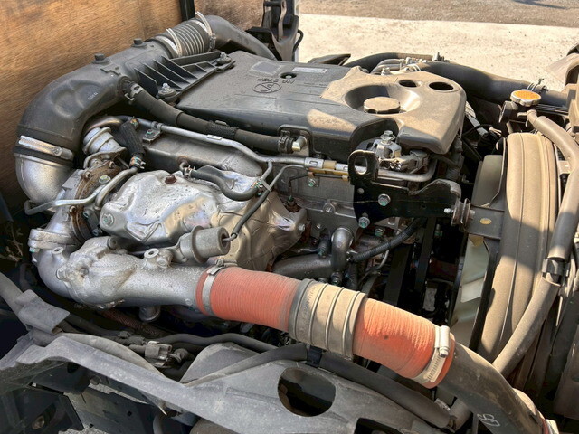 いすゞエルフアルミブロック小型（2t・3t）[写真30]