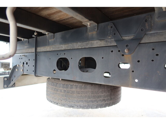 いすゞフォワードアルミブロック中型（4t）[写真18]