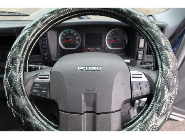 いすゞフォワードアルミブロック中型（4t）[写真34]