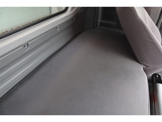 いすゞフォワードアルミブロック中型（4t）[写真39]