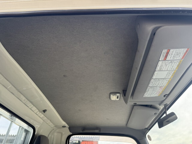 いすゞエルフアルミブロック小型（2t・3t）[写真11]