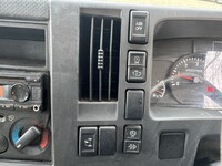 いすゞエルフアルミブロック小型（2t・3t）[写真15]