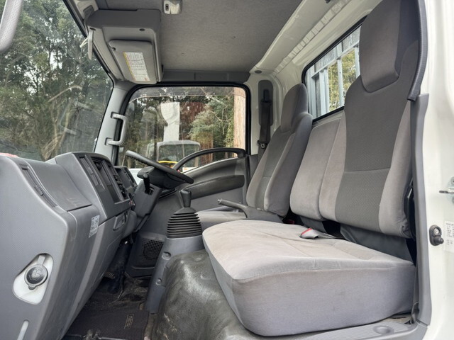 いすゞエルフアルミブロック小型（2t・3t）[写真19]