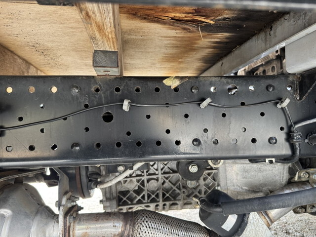 いすゞエルフアルミブロック小型（2t・3t）[写真25]