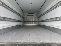 日野レンジャー冷凍車（冷蔵車）中型（4t）[写真11]