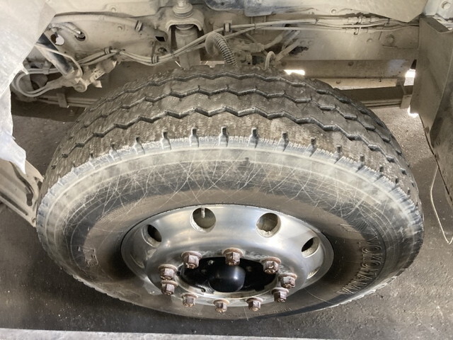 いすゞギガダンプ大型（10t）[写真12]