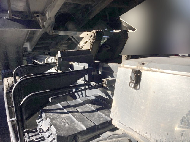 いすゞギガダンプ大型（10t）[写真16]