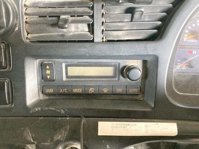 いすゞギガダンプ大型（10t）[写真32]