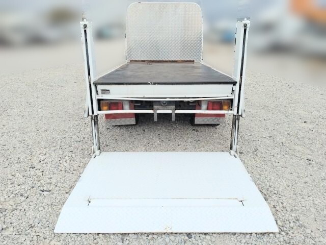 いすゞエルフ平ボディ小型（2t・3t）[写真10]