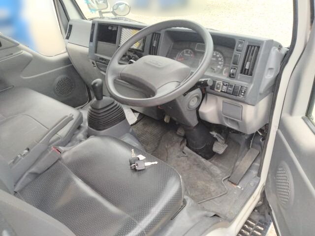 いすゞエルフ平ボディ小型（2t・3t）[写真31]