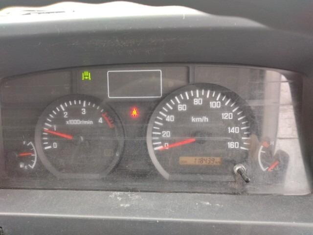 いすゞエルフ平ボディ小型（2t・3t）[写真33]