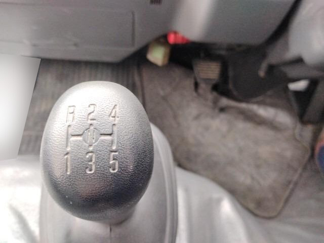 いすゞエルフ平ボディ小型（2t・3t）[写真35]