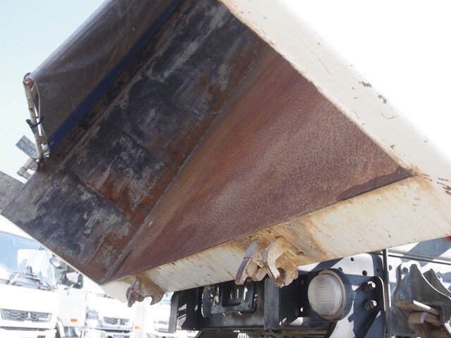 日野レンジャーダンプ増トン（6t・8t）[写真14]