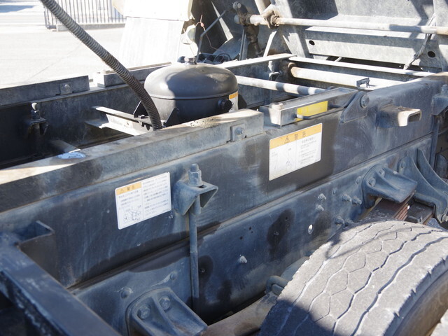 日野レンジャーダンプ増トン（6t・8t）[写真07]