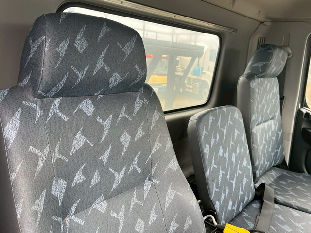 日野レンジャーコンテナ専用車中型（4t）[写真18]