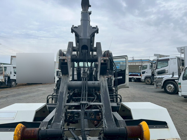 日野レンジャーコンテナ専用車中型（4t）[写真30]