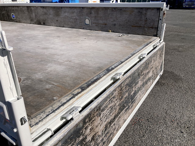 日野デュトロクレーン4段小型（2t・3t）[写真11]