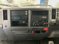 いすゞエルフ冷凍車（冷蔵車）小型（2t・3t）[写真36]