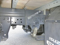 いすゞエルフパネルバン小型（2t・3t）[写真26]