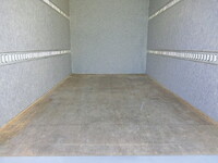 いすゞエルフパネルバン小型（2t・3t）[写真09]