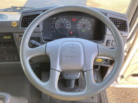 三菱ふそうファイターセーフティクレーン4段増トン（6t・8t）[写真37]