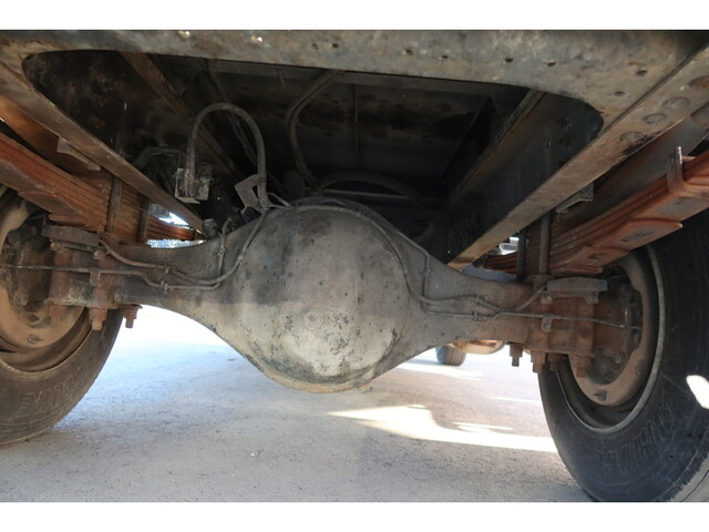 いすゞフォワードパッカー車（塵芥車）中型（4t）[写真15]