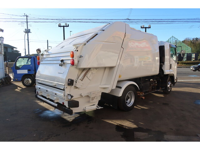 いすゞフォワードパッカー車（塵芥車）中型（4t）[写真02]