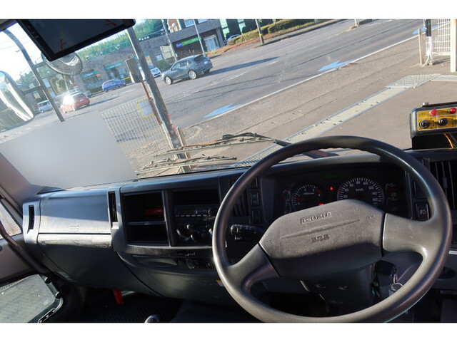いすゞフォワードパッカー車（塵芥車）中型（4t）[写真37]