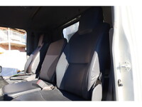 いすゞフォワードパッカー車（塵芥車）中型（4t）[写真40]