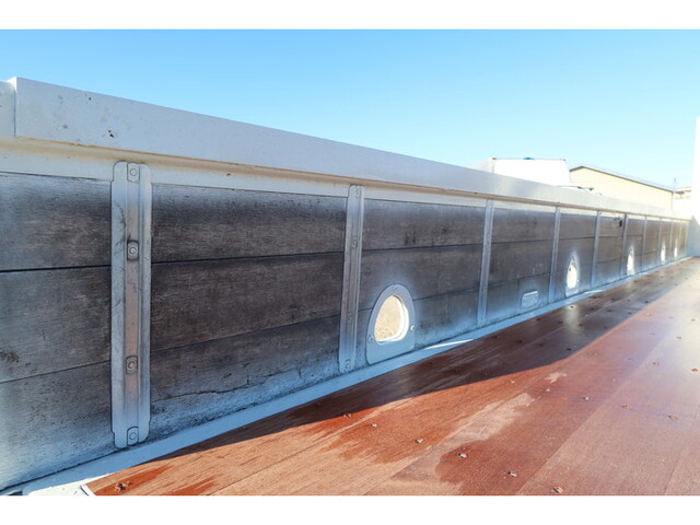 三菱ふそうファイタークレーン4段増トン（6t・8t）[写真10]