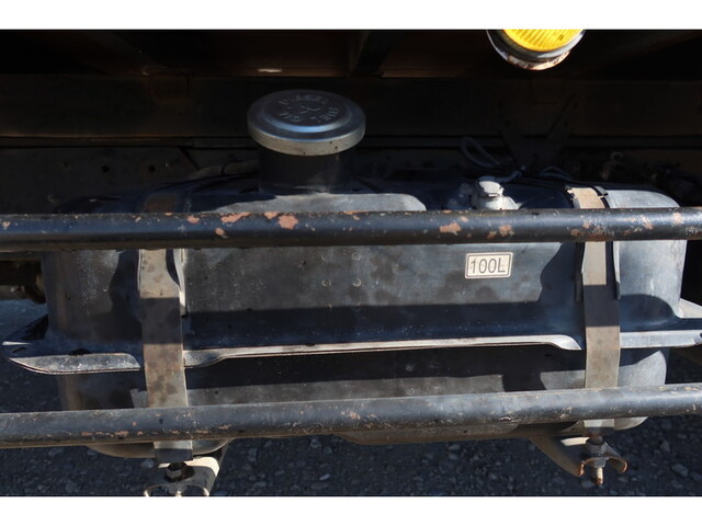 三菱ふそうファイタークレーン4段増トン（6t・8t）[写真17]