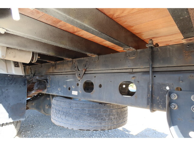 三菱ふそうファイタークレーン4段増トン（6t・8t）[写真19]