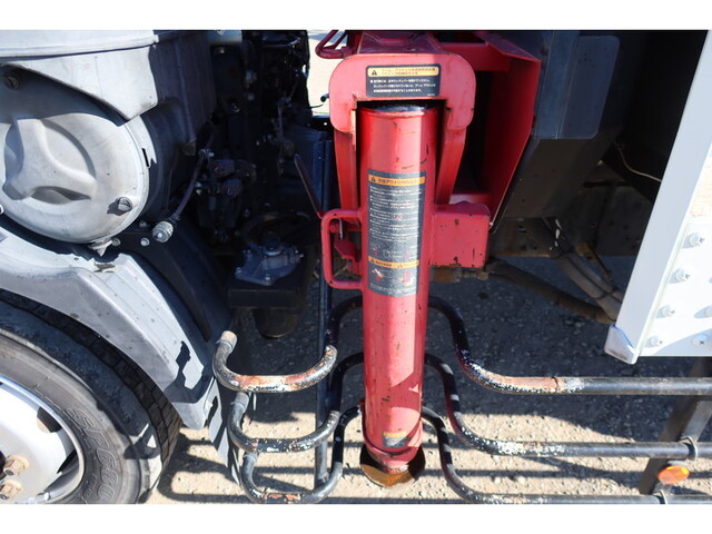 三菱ふそうファイタークレーン4段増トン（6t・8t）[写真24]