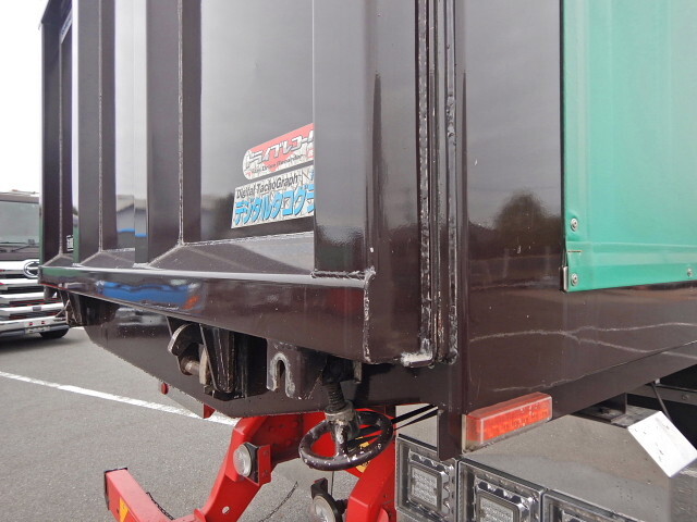 日野プロフィアダンプ大型（10t）[写真28]