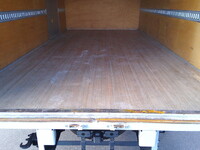 いすゞエルフアルミバン小型（2t・3t）[写真20]