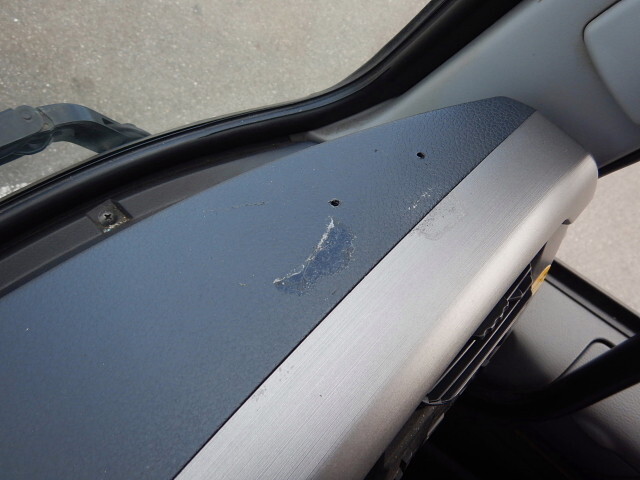 UDトラックスクオントレーラーヘッド（トラクターヘッド）大型（10t）[写真23]